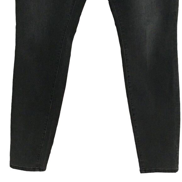 NEW BDG Size 32 Tall Super High Rise Twig Ankle Jeans Faded Black Skinny Denim - Picture 6 of 16